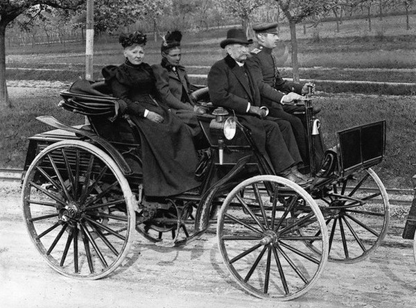 Benz Velo (versión de 1895) | Daimler AG