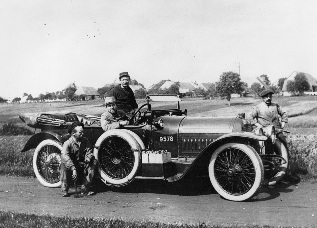 Peugeot Type 145 fabricado entre 1913 y 1914
