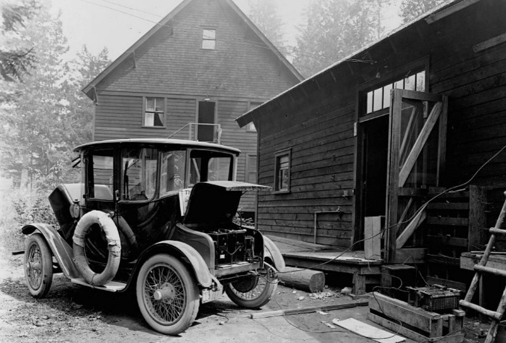 Historia de los coches eléctricos: Detroit Electric