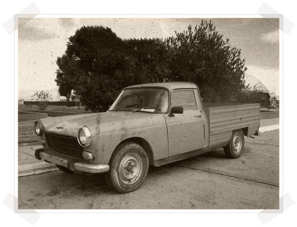 Las tres hermanas - Peugeot 404 Pickup