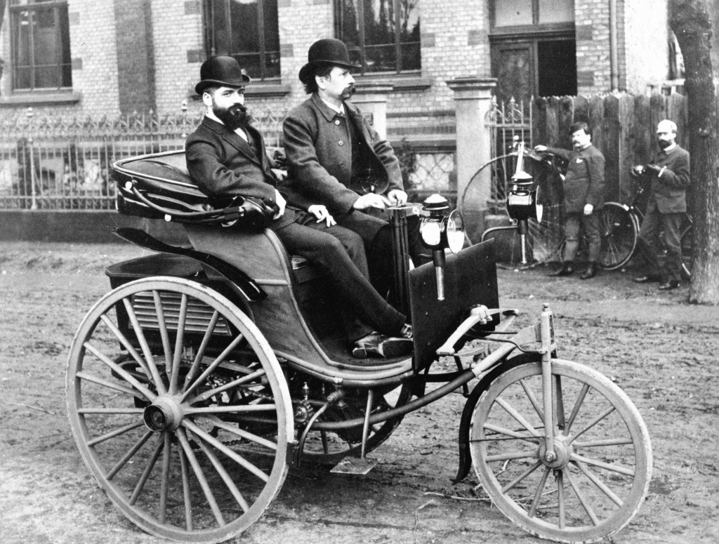 Triciclo de Benz en una de sus evoluciones