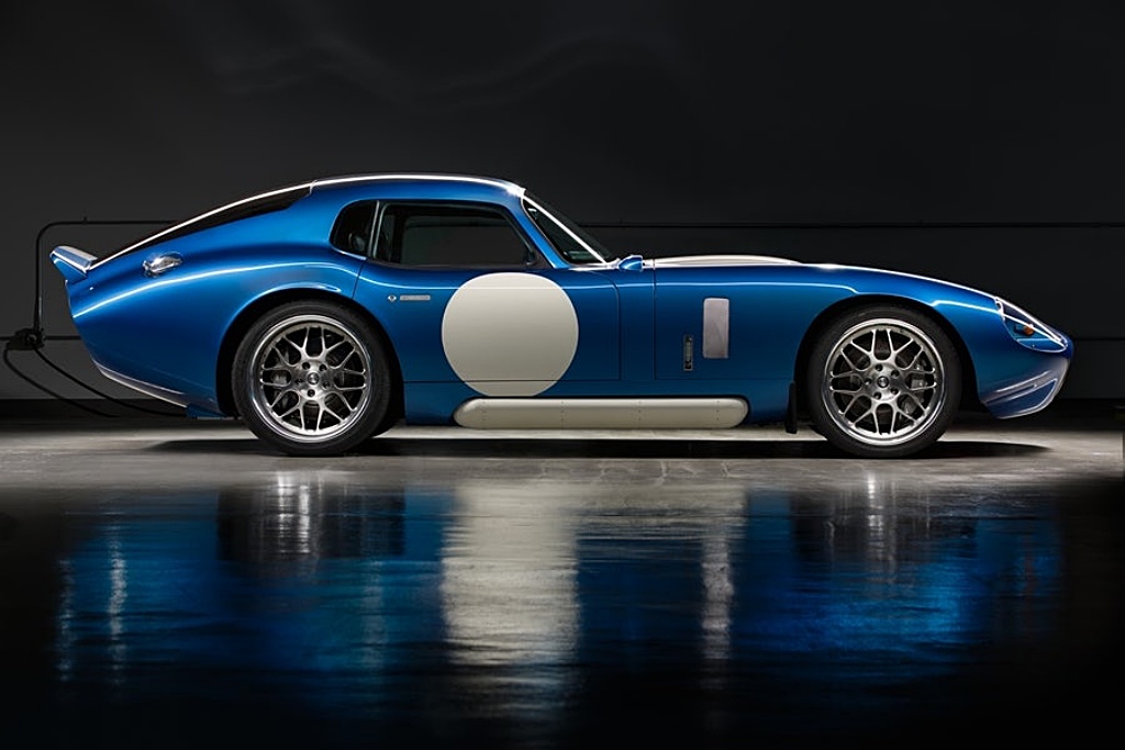 Clásicos eléctricos: Renovo Coupe