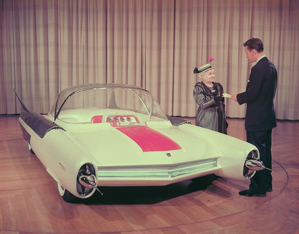 Concept cars: 1954 Ford FX Atmos