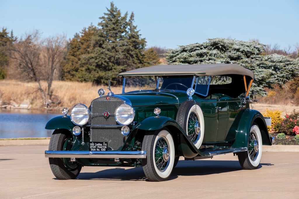 Subastas Arizona 2022: 1930 Cadillac V 16 Sport Phaeton by Fleetwood 885.000 $ est 0,9-1.1 M$
